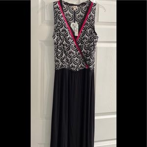 Hatley Maxi Dress White/Black Embossed Flowers